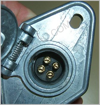 4 Round Metal Plug SKU469