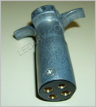 4 Round Metal Plug SKU435