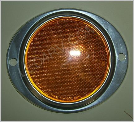 3 in Amber Reflector in Aluminum Housing LT218Y SKU384